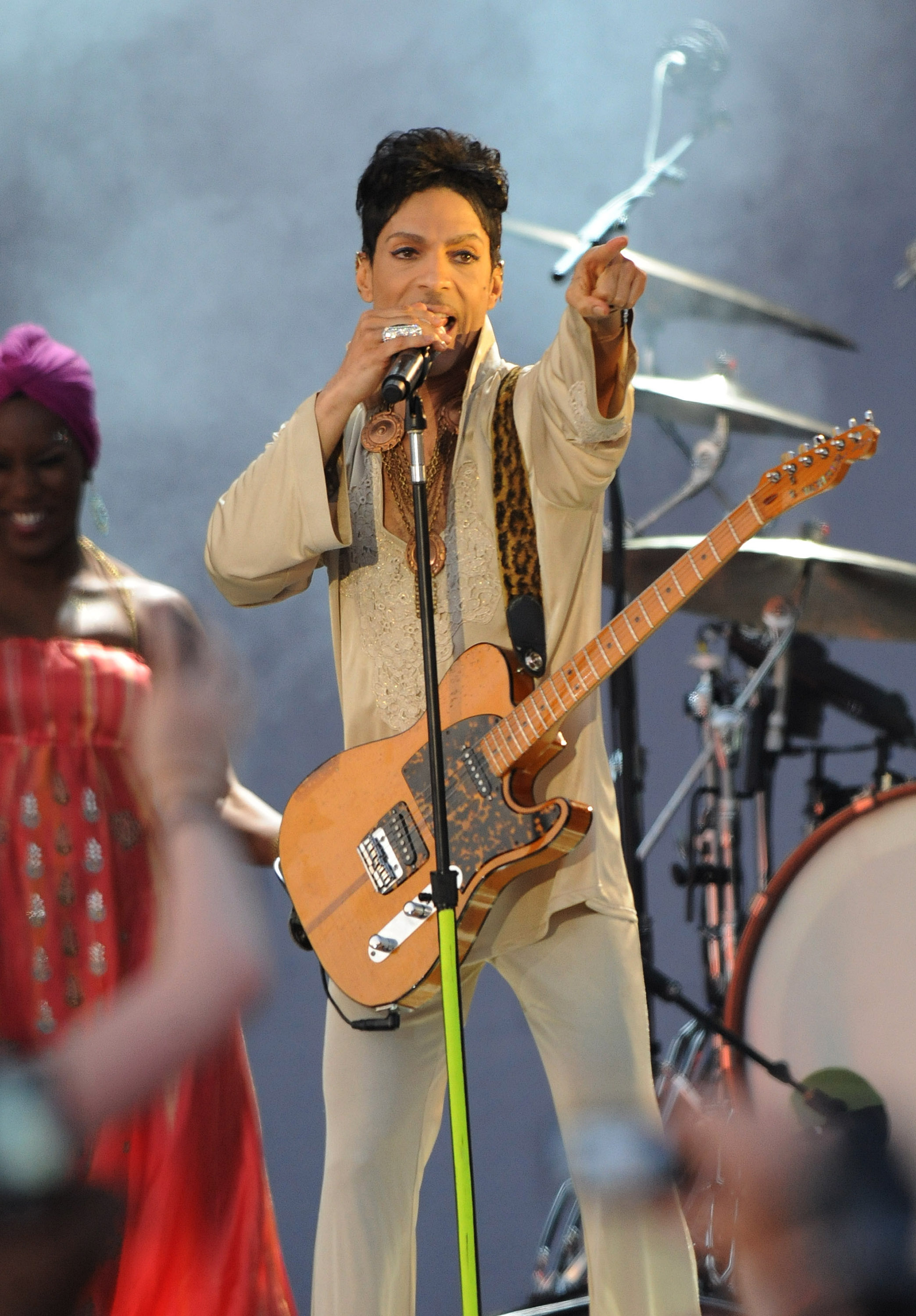 prince performing on stage hop farm festival day 3 2011