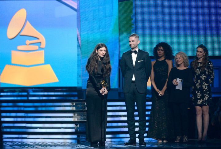 Lorde Accepting Her Grammy.