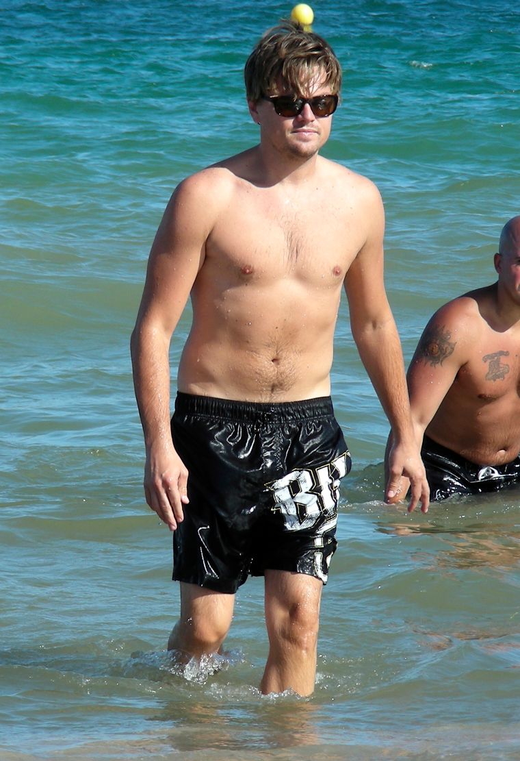 It’s not often we see the gorgeous actor topless, but, here ya go!