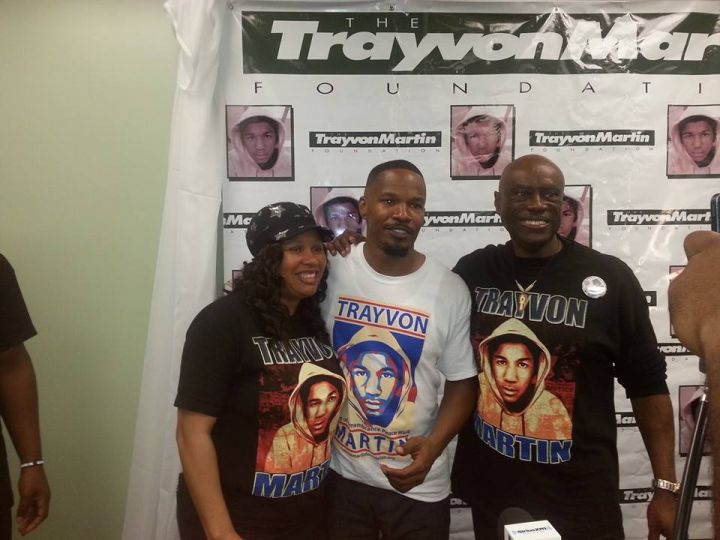 Trayvon Martin’s family and Jamie Foxx honor him at the Miami Peace Walk