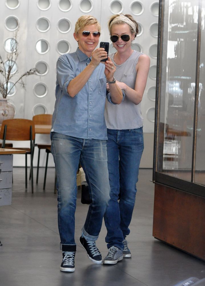 Ellen DeGeneres takes a V-Day selfie with Portia de Rossi