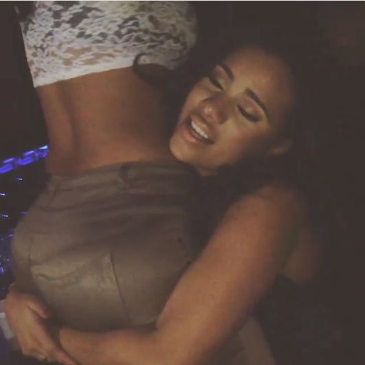 Feelin’ on that boo-oo-tay!