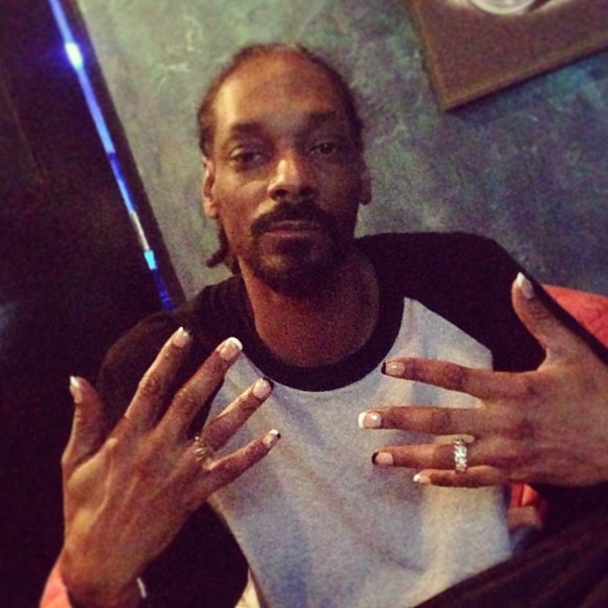 snoop dogg french manicure