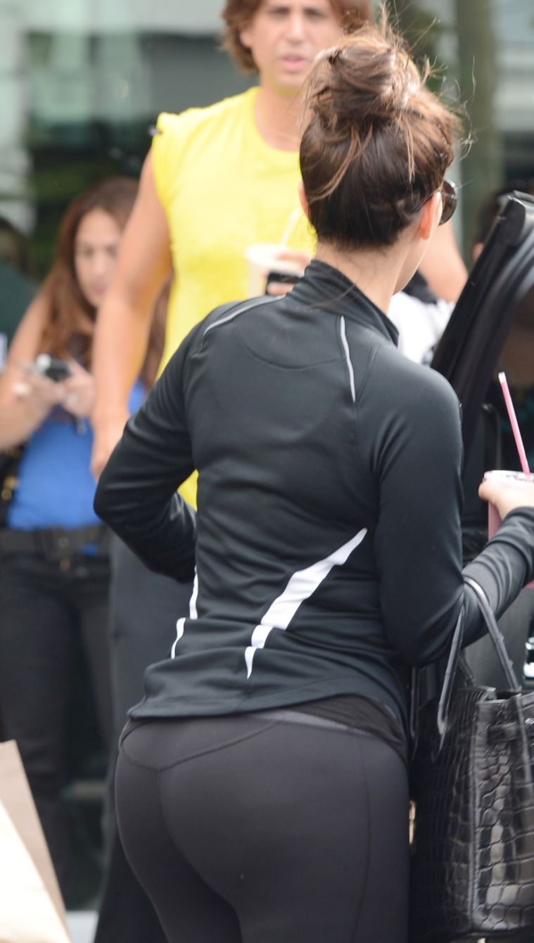 In 2012, Kim’s cakes were good money.