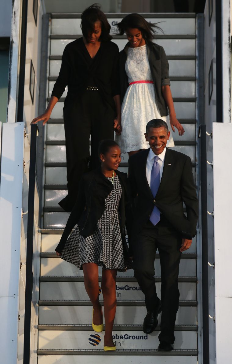 Another picture-perfect moment off the plane.