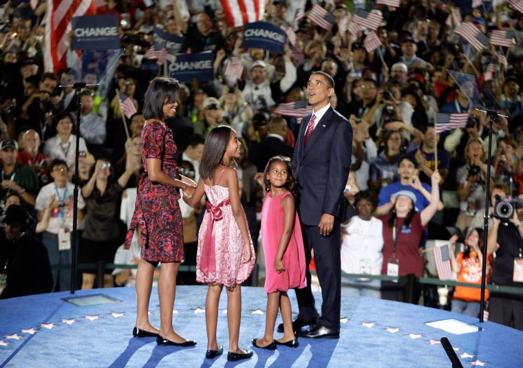 The First Family is perfect in pink at the DNC.