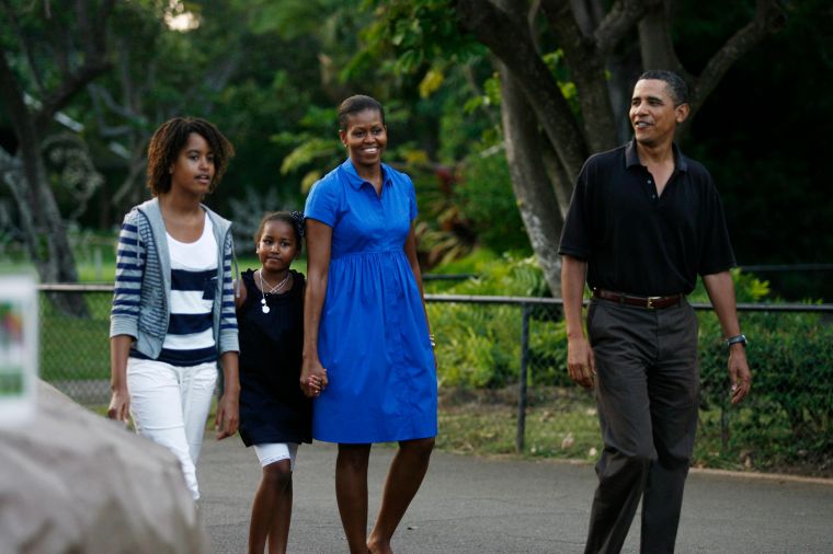 The First Family visits the zoo in black and blue.
