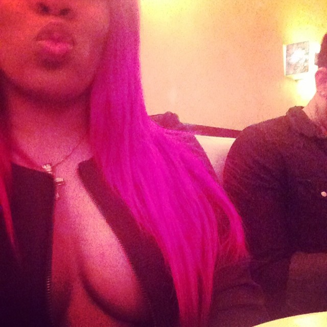 K Michelle’s sort-of selfie.