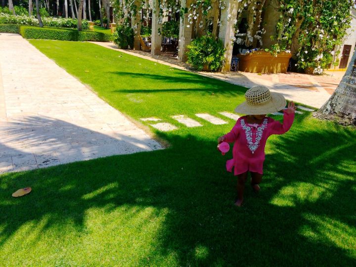 Blue Ivy poses in her mom’s sun hat.