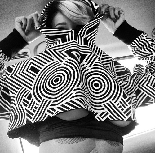 Cleavage is out, underboob is in.