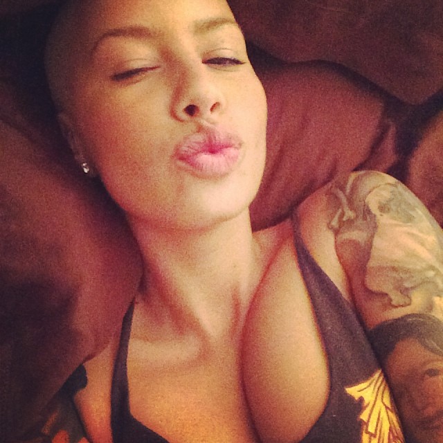 Goodnight kisses!