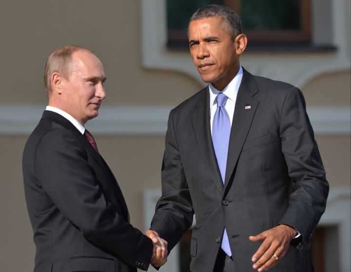 Awkward Exchanges Between Obama & Putin