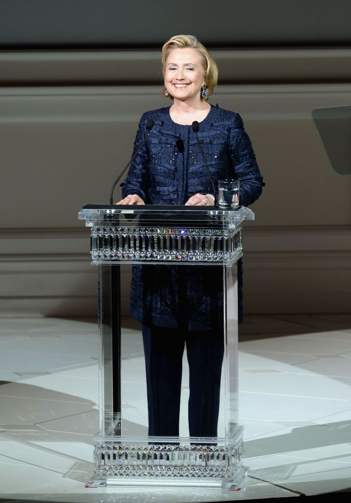 June 2013: Hillary kept it classy at the CDFA ceremony.