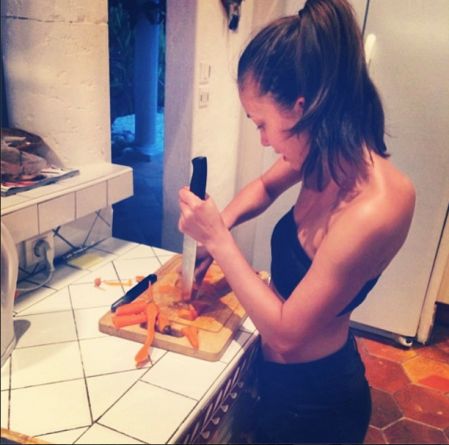 SoSo Chefs On The Side.