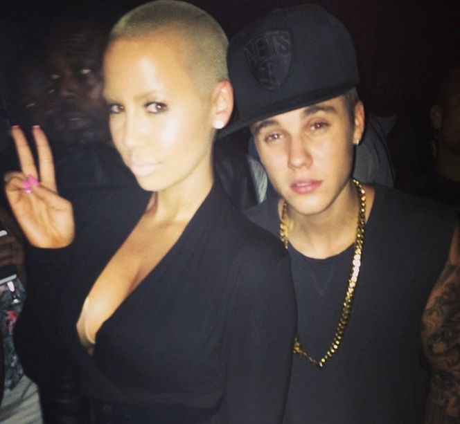 Amber Rose chills with Justin Bieber.