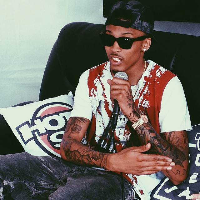 August Alsina chatted with Hot 97 before he took the stage.
