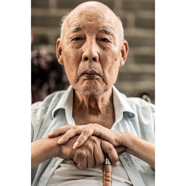 An elderly man in Beijing