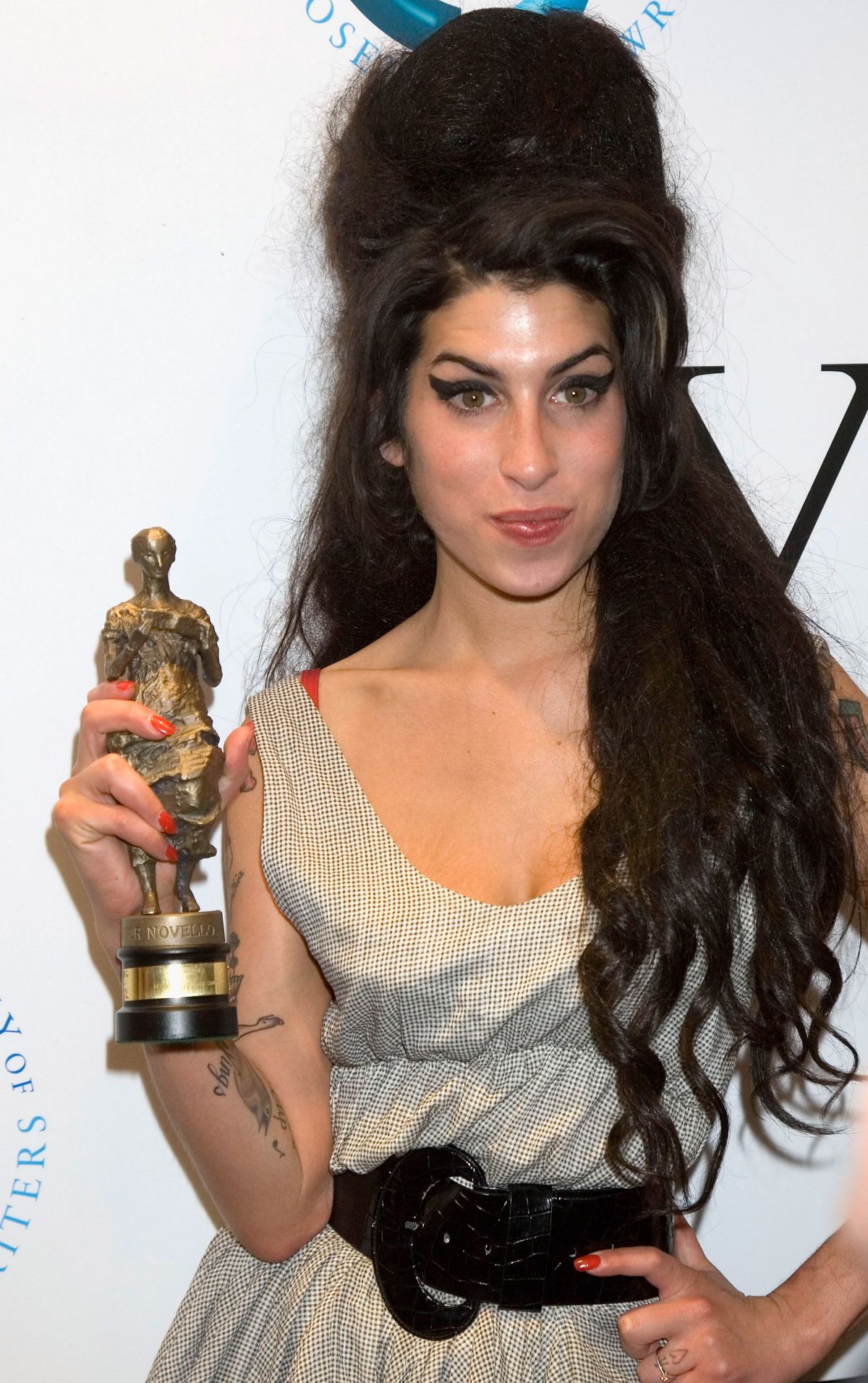 27 Pics Of Amy Winehouse Throughout The Years Photos The Rickey Smiley Morning Show