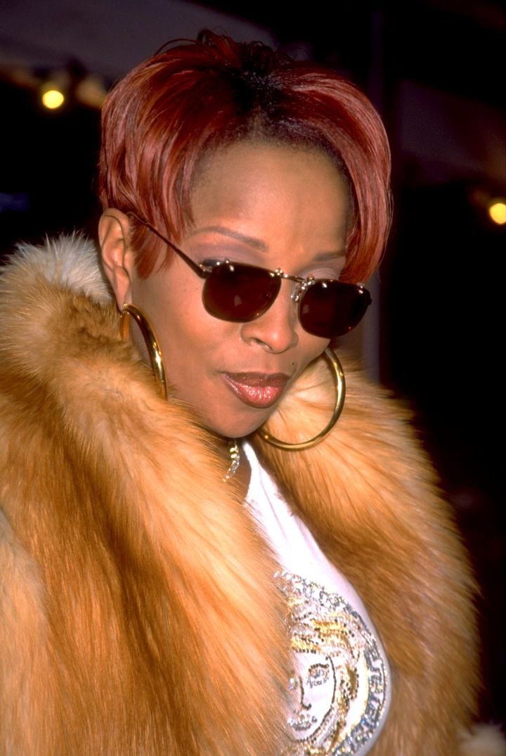 A classic Mary J. Blige look.