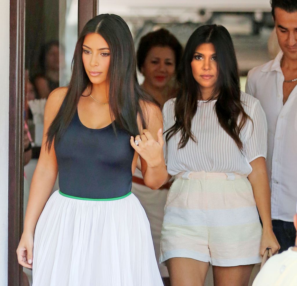 Kim Kardashian and Kourtney Kardashian lunch the hamptons