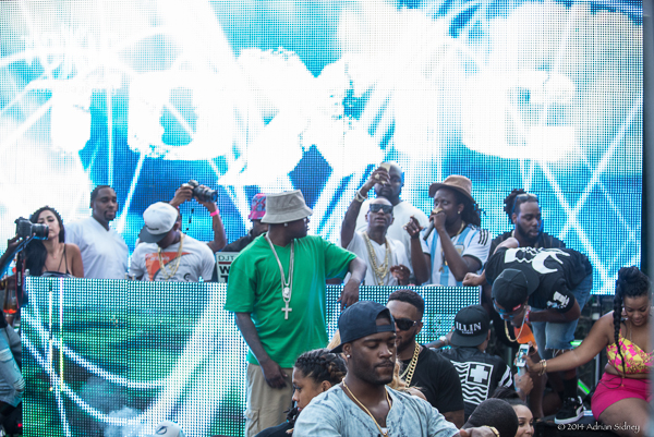 Toxic DJ Booth Makes The Party Live.