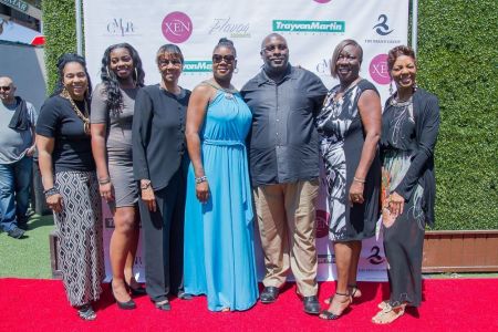 Sybrina Fulton & family
