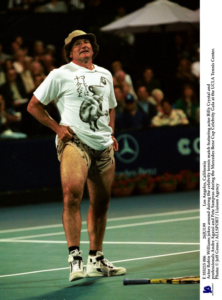 Robin Williams at a celebrity tennis event, 1999