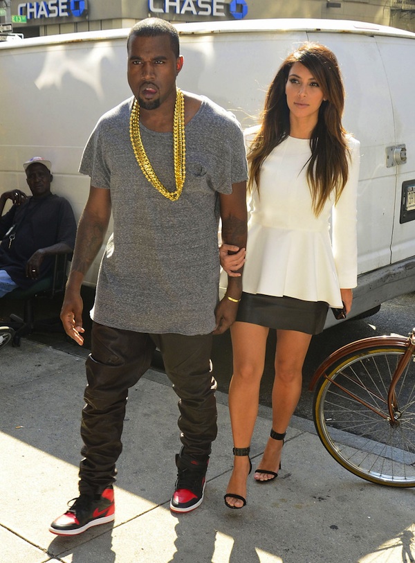 Which long shirt would you wear: Kanye’s high-end T-shirt…