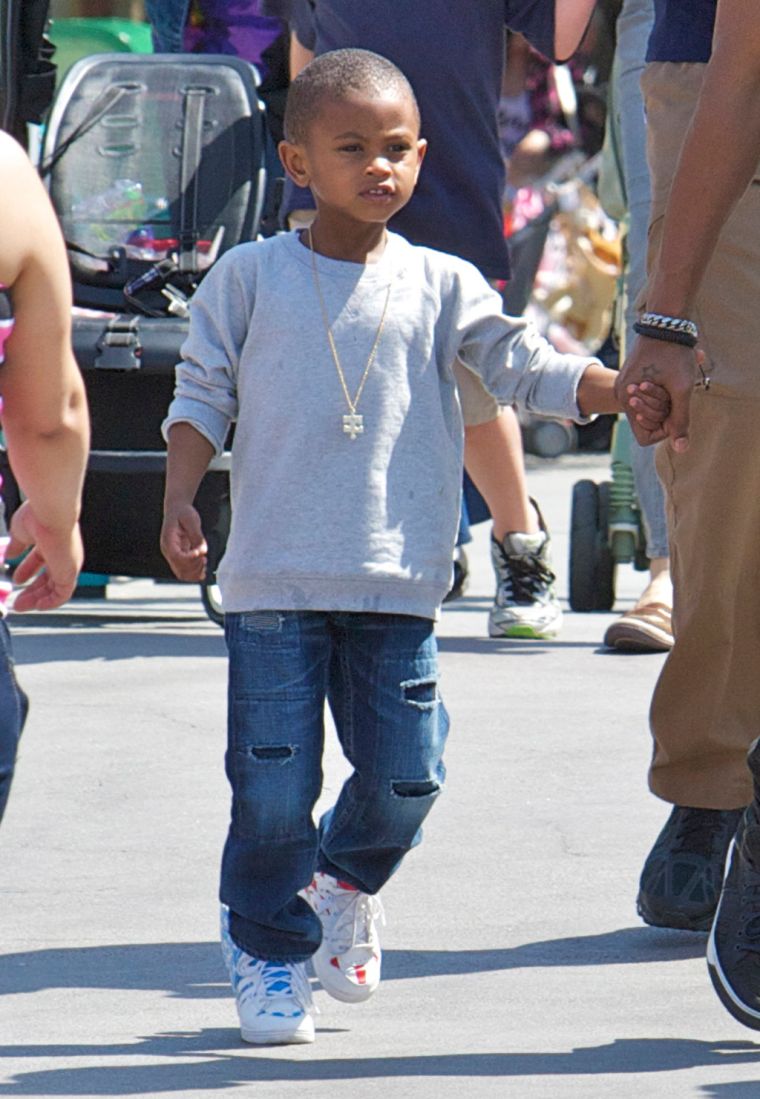 Usher’s first born Usher Raymond V is a spitting image of the R&B cutie!