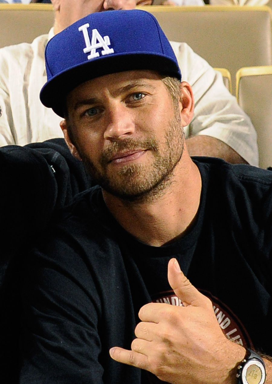 41 Pictures Of Paul Walker Through The Years (PHOTOS) | 92 Q