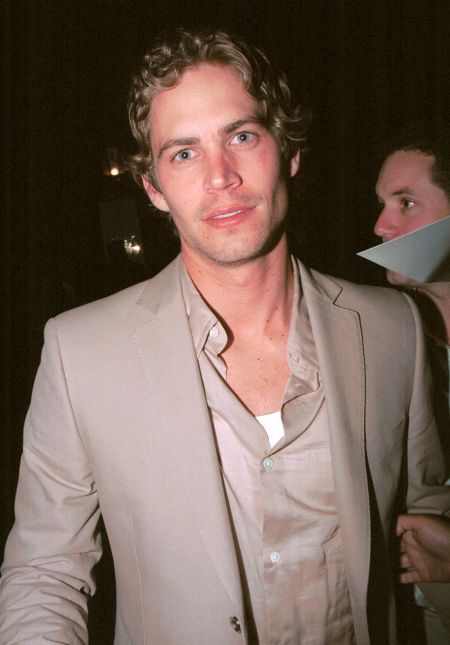Walker and other celebrities party the night away after the 2002 Oscar’s.