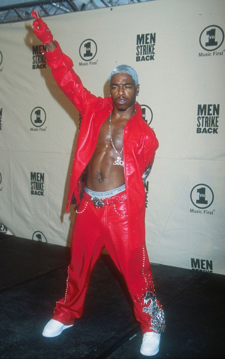 Red Leather Never Looked Sooooo Good!