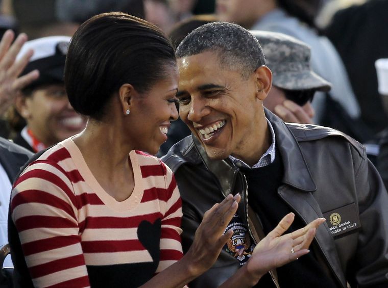 38 Pictures Of Barack and Michelle Obama Showing Each Other Love