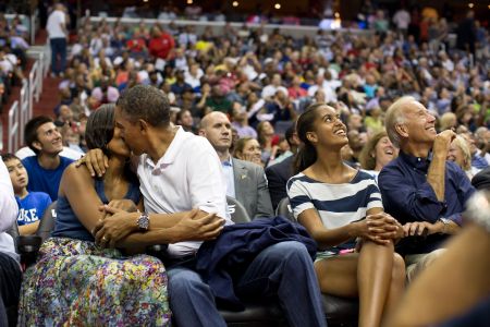 38 Pictures Of Barack and Michelle Obama Showing Each Other Love