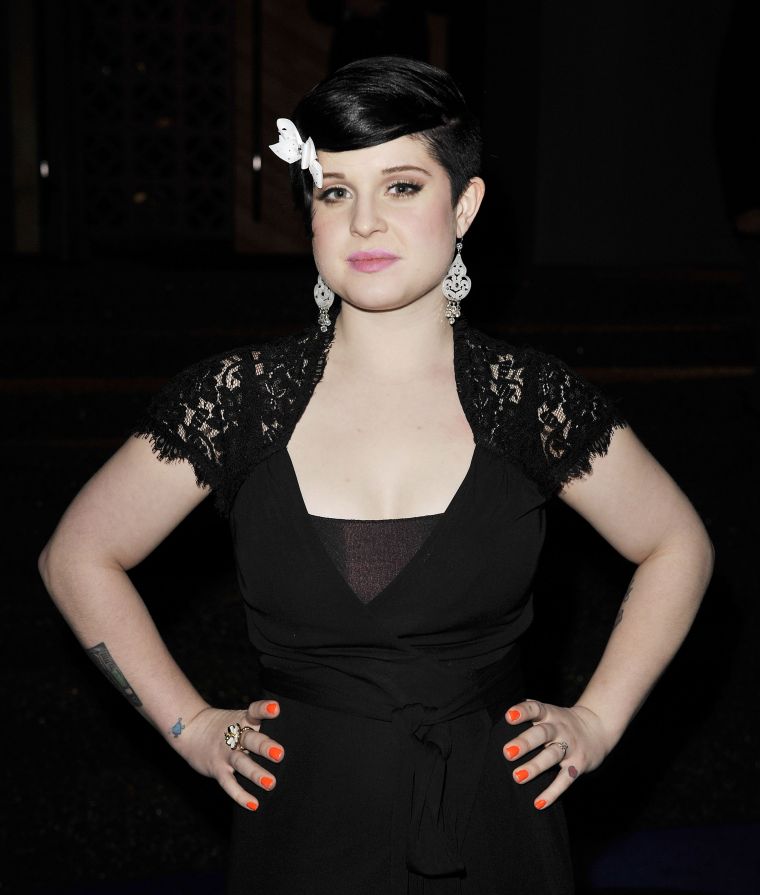 She even made her short black ‘do look classy…