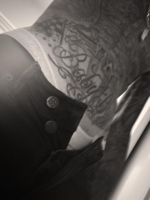 What’s Better Than A Booty Pic? A Dick Pick With A “Think Positive” Caption.