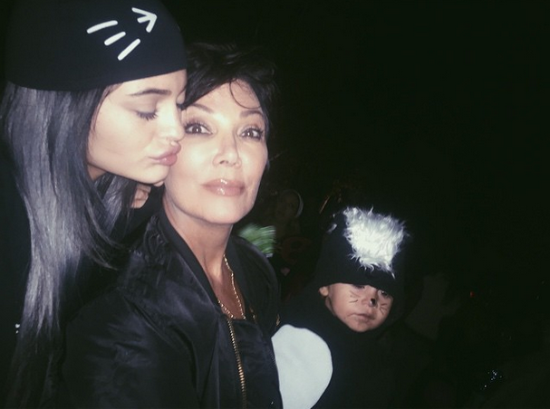 Kylie Jenner goes trick or treating with Kris Jenner and Penelope Disick