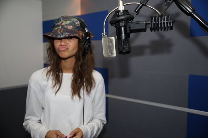 Zendaya poses as she records soulful duet “Heart On Empty.”