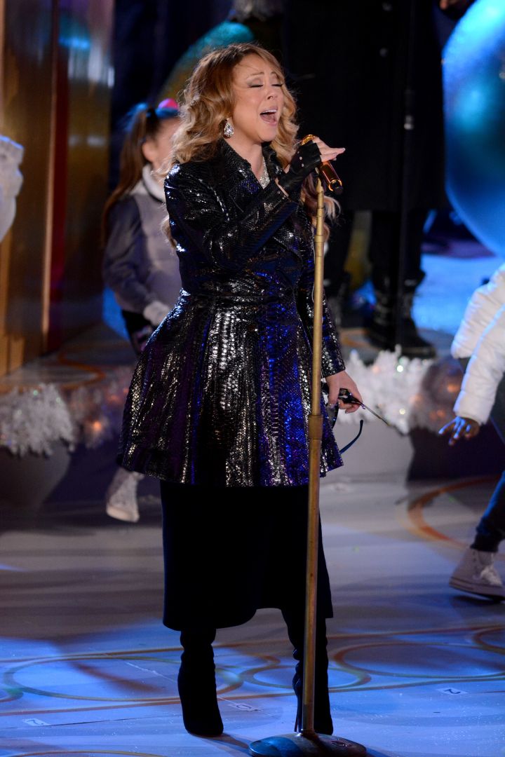Mariah Carey sings her heart out at the Rockefeller Center Christmas Tree Lighting Ceremony in NYC.