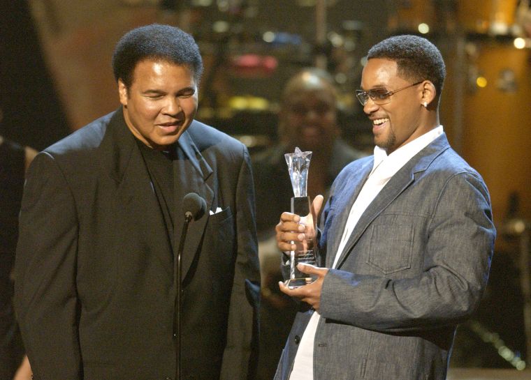 Will Smith and Ali on stage together to promote the biopic based on his life.