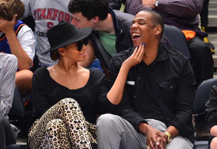 Bey's got lots of adorable courtside moments.