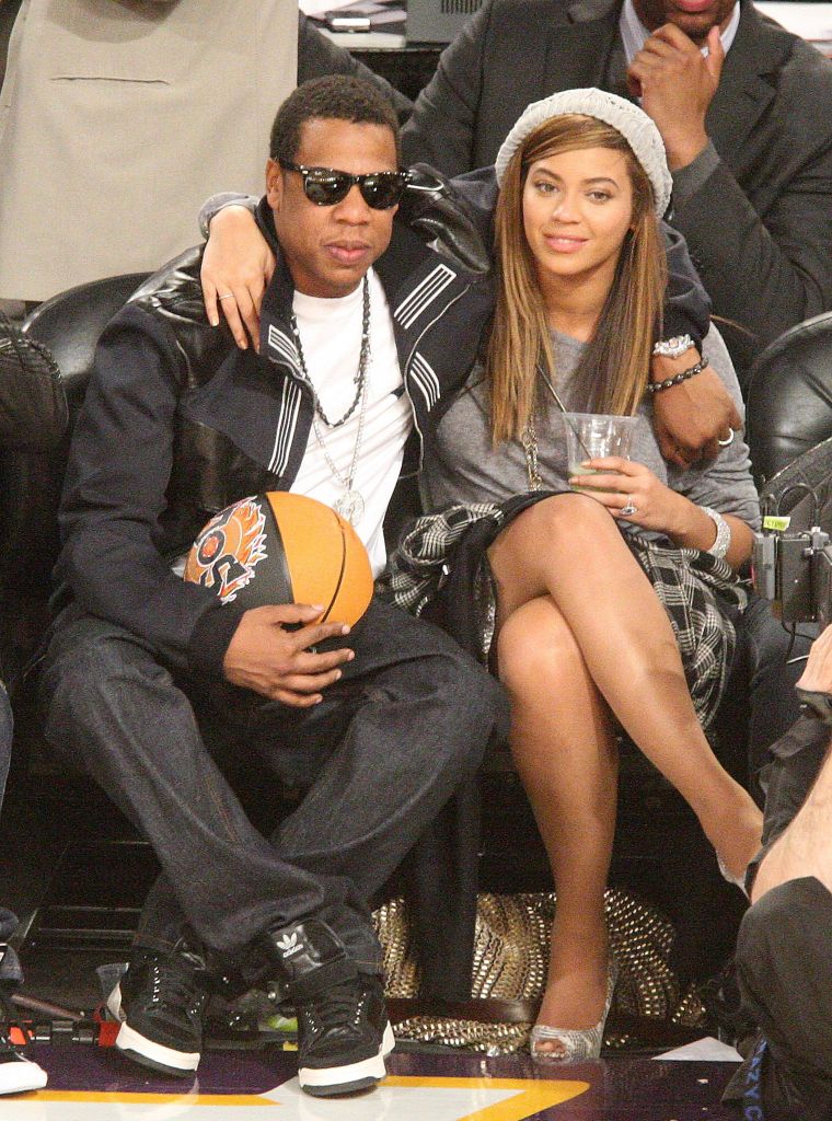 Jay and Bey look so young at an NBA All Stars game in '09.