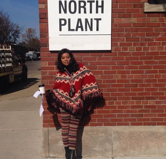 Because she rocked this patterned ensemble on the ‘Gram and now we wish we had one.