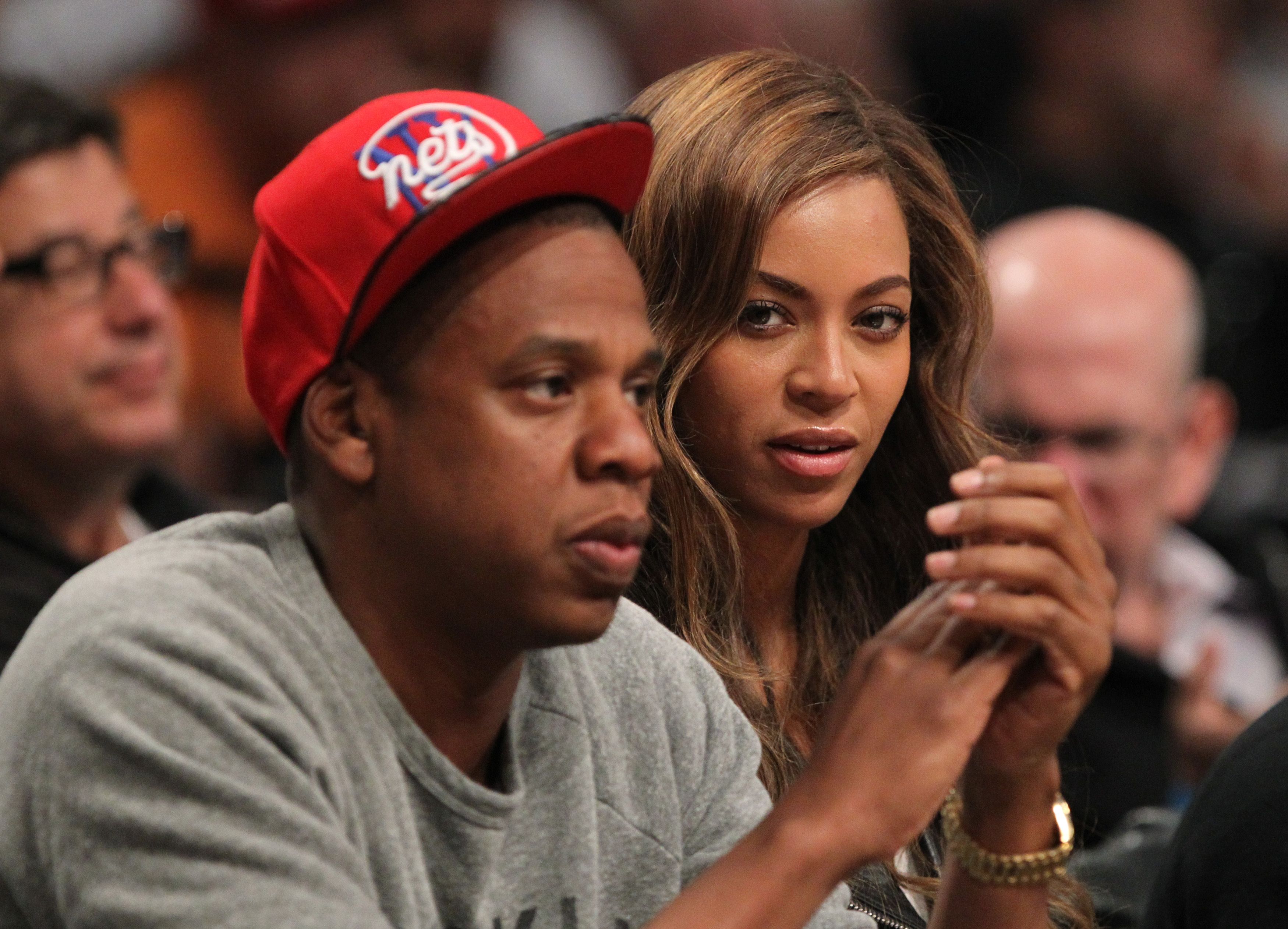 52 Of Beyoncé's Best Courtside Moments