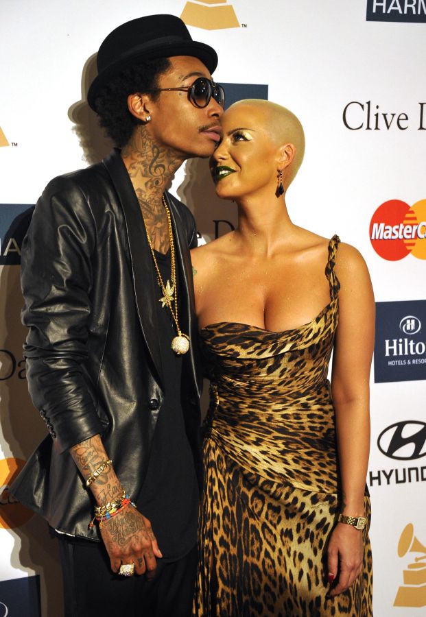 Rapper Wiz Khalifa and Amber Rose pose u