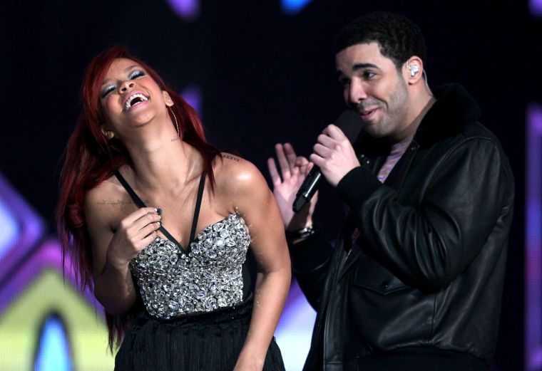 But RiRi and Drake always look pretty happy together too.