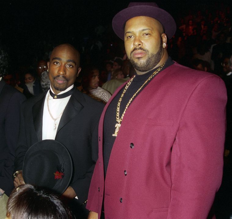 The time he seemed to be throwing shade while Tupac was not in the mood to take pics.