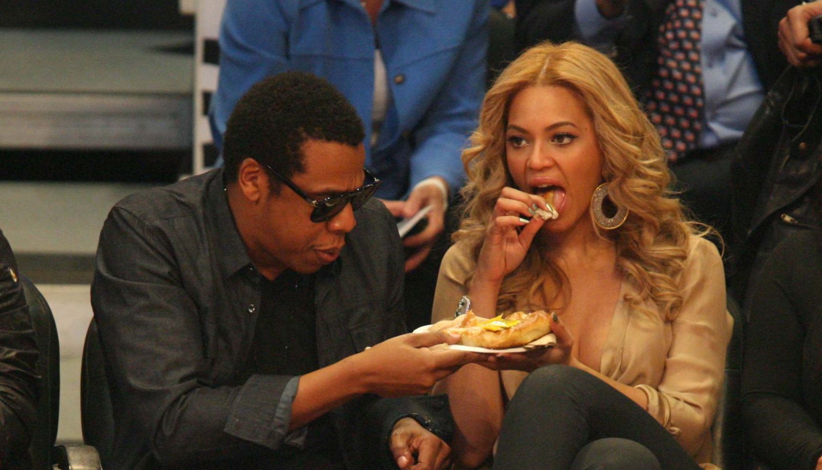 Beyonce To Launch Vegan Meal Delivery Program (DETAILS)