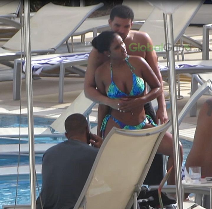 Drake and his latest boo Bernice Burgos were spotted relaxing by the hotel pool in Perth, Western Australia.