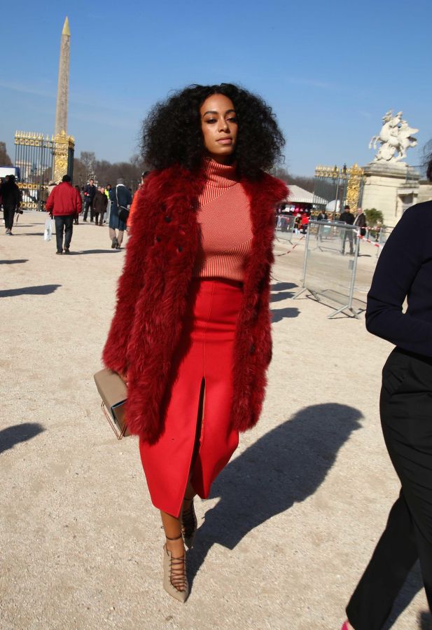 Solange Knowles arrives at Carven fashion show in Paris